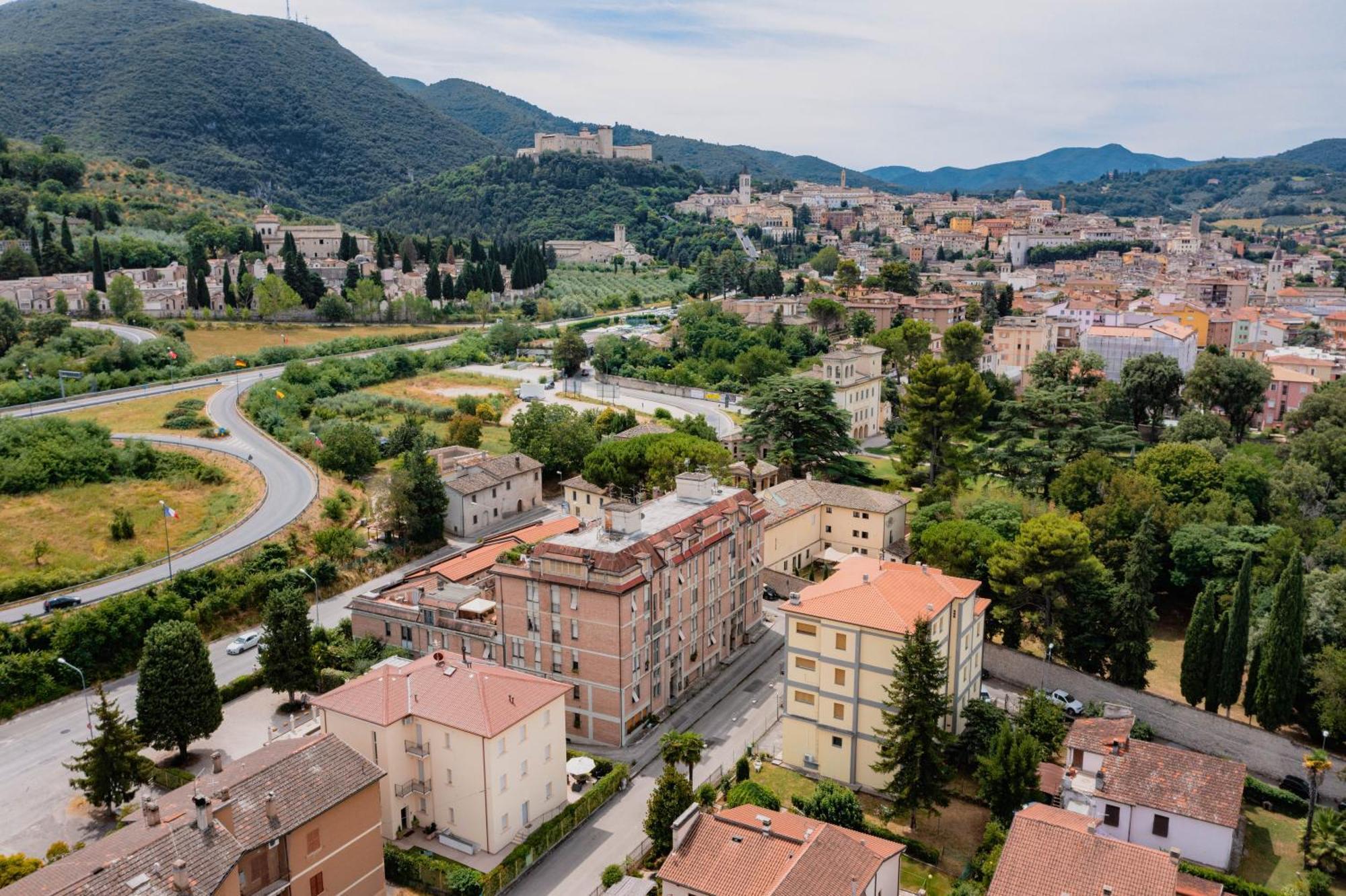 Residence Villa Tota Spoleto Bagian luar foto